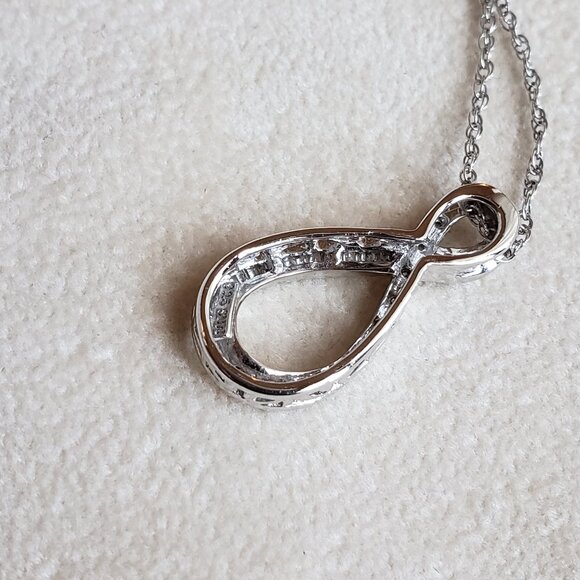 Sterling Silver Teardrop Infinity CZ Accent Pendant Necklace Signed SUN 925 - Picture 4 of 7
